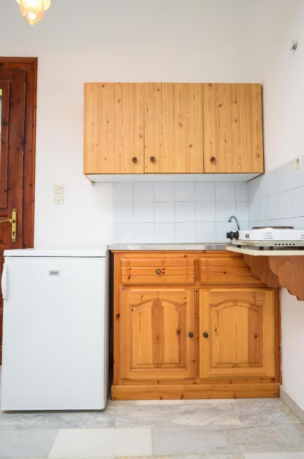 Golden Beach Glyfada Apartments Kastrákion エクステリア 写真