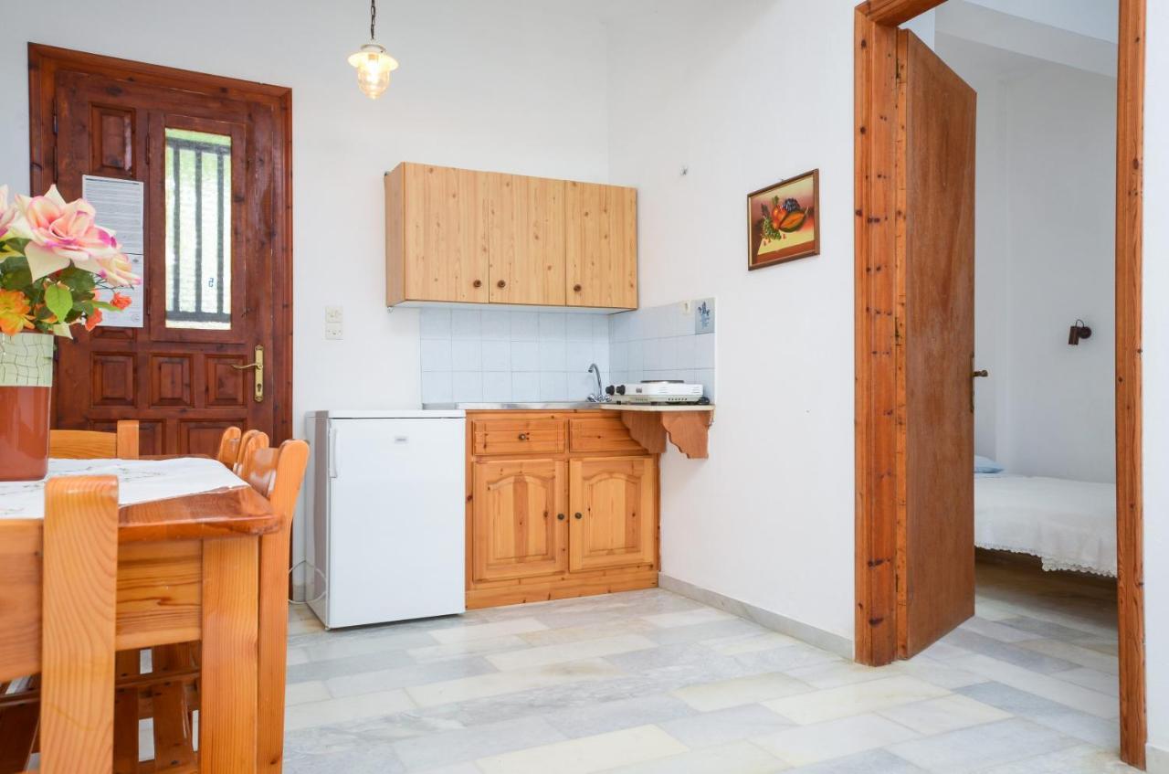 Golden Beach Glyfada Apartments Kastrákion エクステリア 写真